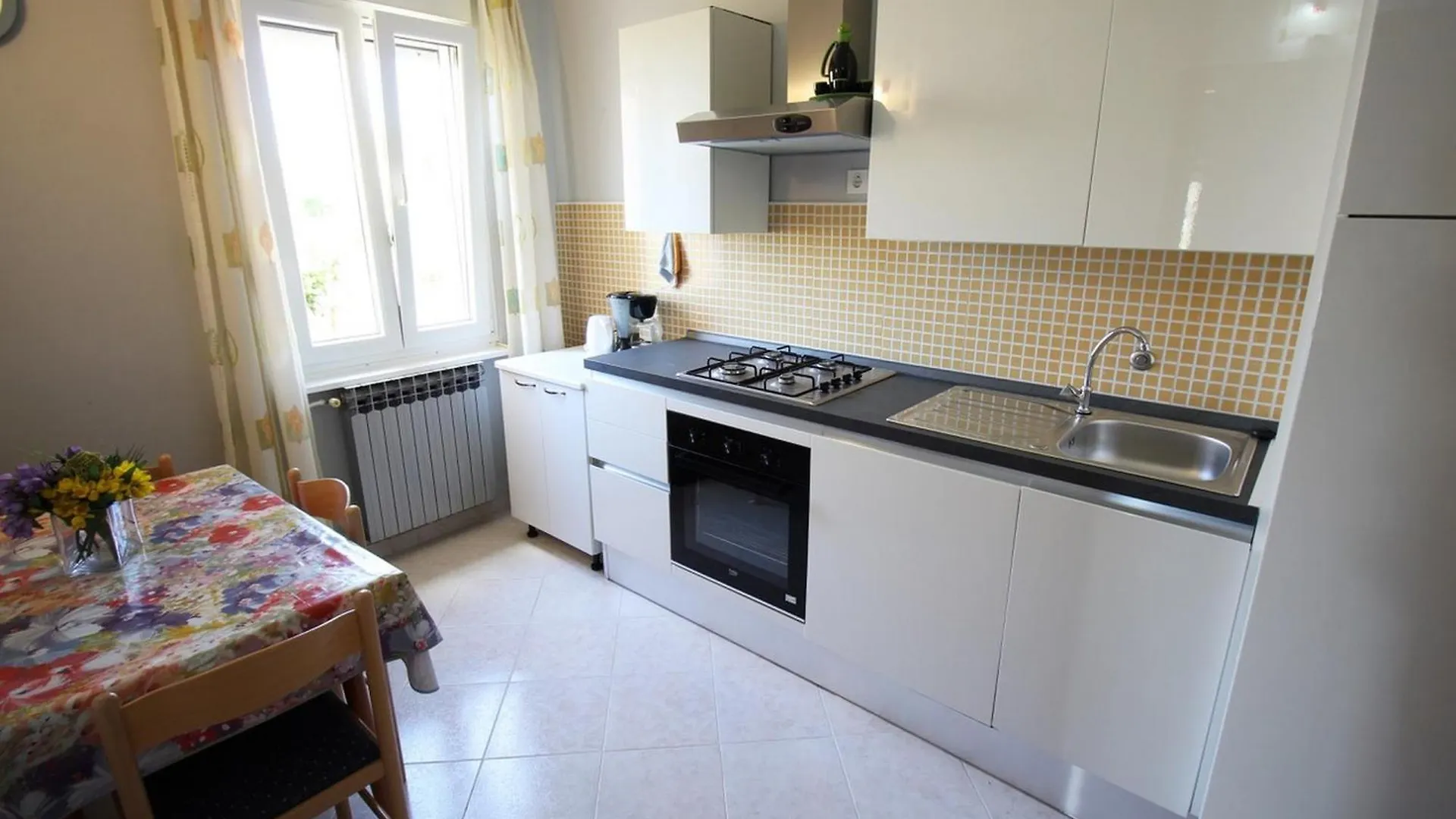Guest House Minak Zara